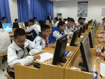 智慧與挑戰(zhàn)！2017年西湖區(qū)中小學生科技節(jié)智能機器人比賽成績出爐